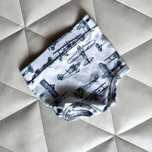 Kate Quinn • Bloomers